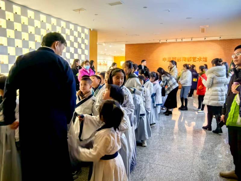 文化赋能：巴彦淖尔魔创文旅挖掘城市文化资源的实践探索